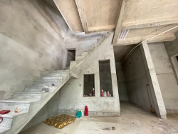 Bán Nhà 2 Tầng 2 Mặt Tiền Kiệt Oto Phố Tây tại Quảng Nam