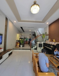 Nhà 2 tầng 2 mê mặt tiền Hòa Minh 14- Hòa Minh, gần biển Nguyễn Tất Thành tại Quảng Nam
