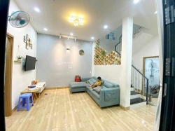 Nhà 2 tầng mới xây, đẹp lung linh gần cầu sông Hàn, cạnh Vincom tại Quảng Nam