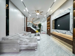 Nhà 3 tầng 4 phòng ngủ tại Quảng Nam