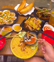 Cuối tuần lạnh lẽ, mời các bạn đến thưởng thức Bún Đậu, Mì Cay tại ĐU ĐƯA Drink & Food - Vĩnh Điện tại Quảng Nam