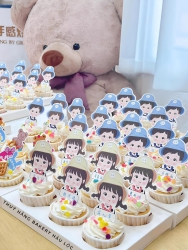 Mỗi bé 1 cup - vừa chụp hình kỉ niệm vừa có bánh ngon liên hoan tại Quảng Nam