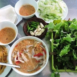 Gỏi Cá Trích Đặc Sản Nam Ô tại Quảng Nam