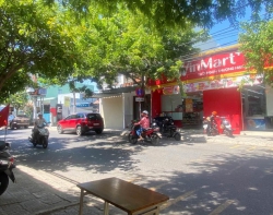 Bán nhà 3 tầng mặt tiền đường 7m5 Tô Hiệu - Hòa Minh tại Quảng Nam