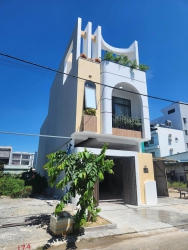 n nhà 3 tầng mtien Hoà minh gần biển tại Quảng Nam