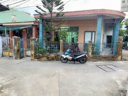 Cần bán 2 lô đất tặng 2 cái nhà kiệt Ô tô Nguyễn Như Đãi ngay cầu vượt Hoà Cầm tại Quảng Nam