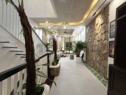 Vị trí vàng, gà đẻ trứng vàng Trung tâm Mỹ Khê - Sơn Trà - 98m2, 3 Tầng, 4PN, Hồ bơi, Dòng tiền 40tr tại Quảng Nam