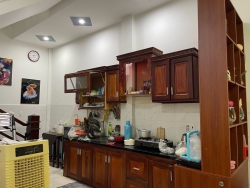Nhà 3 tầng trung tâm thành phố gần Sân bay, bệnh viện, phố tài chính Nguyễn Văn Linh, kiệt thông tứ phía tại Quảng Nam