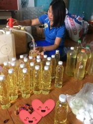 Tinh dầu sả nhà làm tại Quảng Nam