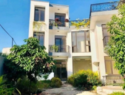 Bán Biệt Thự 3 Tầng Mặt Tiền Đỗ Nhuận 231m2 + Lô Đất Biệt Thự 250m2 tại Quảng Nam