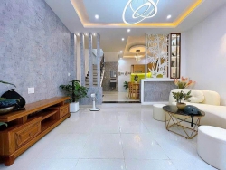 Nhà Đẹp Thanh Khê kiệt chuẩn 3m Cách đường vài bước chân vừa ở kinh doanh Nail…Spa tại Quảng Nam