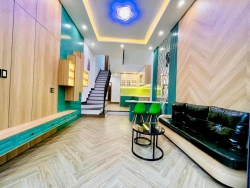 Cần bán nhanh nhà mới tinh 2 tầng tại Kiệt Trần Xuân Lê, 3 phòng ngủ, 3 toilet, giá hơn 2 tỷ tại Quảng Nam