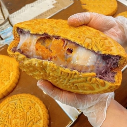 GẤP - ĐANG SHIP - BÁNH TRUNG THU MOCHI TRỨNG MUỐI KHOAI MÔN siêu ngon tại Quảng Nam