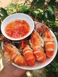 Vựa gửi được thùng tôm càng sen siuu tươi ngon tại Quảng Nam