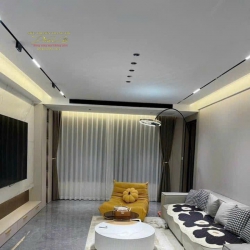 Đèn Ray Nam Châm Tạo Không Gian Sang Trọng và Hiện Đại tại Quảng Nam