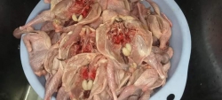 Chiều nay còn 1 kg l.òng m.ề g.à á.c tươi, 20 ch.im cú.t... khách nào cần thì ới e nhé tại Quảng Nam