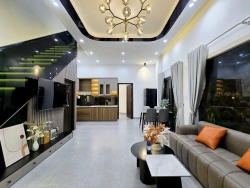 Nhà 2 tầng mới - Full nội thất vip - Gần mặt tiền kiệt thông tại Quảng Nam