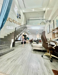 Bán nhà Mặt Tiền đường 7m5 Nguyễn Công Hoan Vị Trí Kinh Doanh Full Nội Thất Giá Rẻ tại Quảng Nam