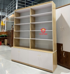 4 KỆ MỸ PHẨM BÀN GIAO CHO KHÁCH HÀNG CHUẨN BỊ MỞ CỬA tại Quảng Nam