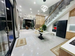 Cho thuê Villa sân vườn mặt tiền Khu Hoà Xuân tại Quảng Nam