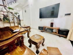 Ngôi Nhà Đẻ Ra Tiền - Tôn Đản Kiệt tại Quảng Nam