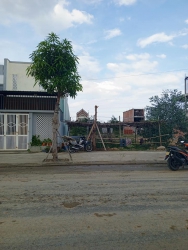 Chính chủ cần bán nhà đường 7m5 đối diện bolck biệt thự ven sông, sát chân cầu khuê đông, ngũ hành sơn tại Quảng Nam