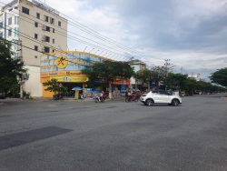 Cần vốn kinh doanh bán lô đất vị trí đắc địa mặt tiền đường Lê Văn Hiến tại Quảng Nam