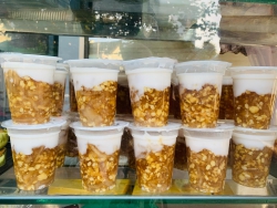 Mai em vẫn có chè bưởi sợi và bánh full menu tại Quảng Nam