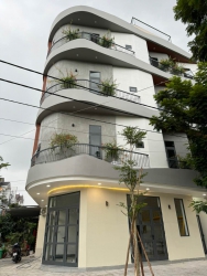 Tòa nhà căn hộ 4 tầng ở góc đất Hoa Minh - Liên hệ tại Quảng Nam