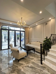 Nhà Đà Nẵng giá rẻ. Bán gấp nhà 3 tầng MT đường 5,5M cách biển 50M tại Quảng Nam