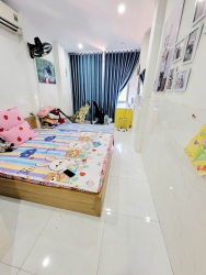 Bán nhà 3 Tầng mặt tiền kinh doanh đường 10,5m tại Quảng Nam