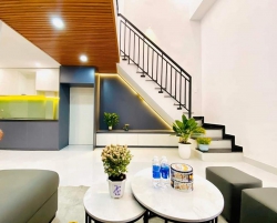 Cực khó tìm được căn nhà nằm ngay trung tâm thành phố với tài chính xung quanh 2 tỷ mà công năng đầy đủ không thiếu thứ gì tại Quảng Nam