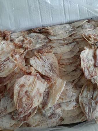 Mực khô có hàng,năm ngoái ai mua mực bên e rồi thì biết độ ngon ntn rồi ah. tại Quảng Nam