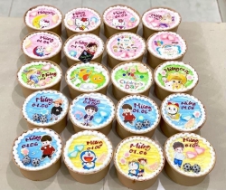 Quốc Tế Thiếu Nhi tặng bé bánh xinh tại Quảng Nam