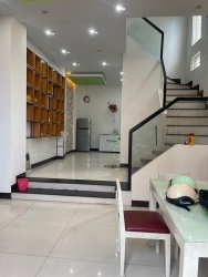 Nhà 3 Tầng, Lô Góc, View Biển Nguyễn Tất Thành, Vị Trí VIP tại Quảng Nam