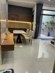 n nhà 2 tầng mới Kiệt Lê Đình Lý tại Quảng Nam