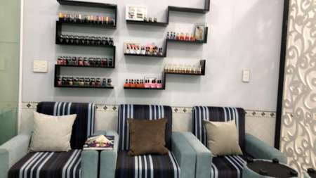 Mi- Nail Tuyền tuyển thợ phụ tại Quảng Nam