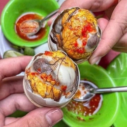Trứng Gà Lộn tại Quảng Nam