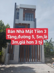 Bán nhà 3 tầng mặt tiền đường 5m5 lề 3m, tặng nội thất tại Quảng Nam