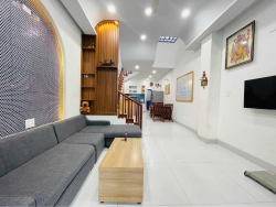 BÁN NHÀ 3 TẦNG KIỆT Ô TÔ ĐẶNG THÙY TRÂM HẢI CHÂU tại Quảng Nam