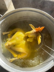 Sỉ Lẻ Gà Ủ Muối tại Quảng Nam