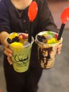 Ẩm thực Gánh  thưởng thức bia úp ngược thời thượng. tại Quảng Nam