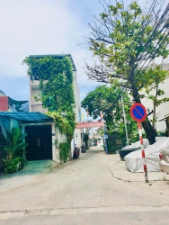 Chính chủ Bán căn nhà Góc 2 mặt tiền siêu thoáng, 100m2 ngang 5,4m đường ôtô 5m tại Quảng Nam