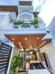 Chính chủ Gửi Bán Villa Hồ Bơi 4 tầng MT đường Bàu Năng 8 tại Quảng Nam