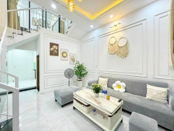 Nhà 2 tầng kiên cố kiệt Lê Đình Lý - Hải Châu tại Quảng Nam