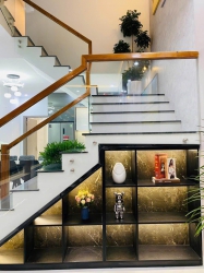 Bán nhà 3 tầng mặt tiền đường 5,5m khu xây xác Huỳnh Ngọc Huệ Thanh Khê - full nội thất xịn xò Hiện tại Quảng Nam