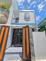 Nhà 2 tầng nội thất như hình tại Quảng Nam