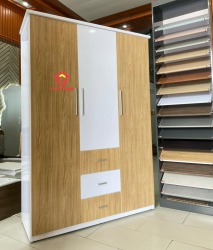 Rất đẹp 3 tủ quần áo tại Quảng Nam