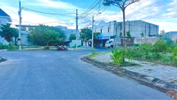 Bán lô góc 2 mặt tiền ngay sát bên Đại học FPT tại Quảng Nam