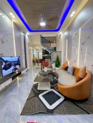 Nhà 3 tầng 3 mê thông bàu năng 11 tại Quảng Nam
